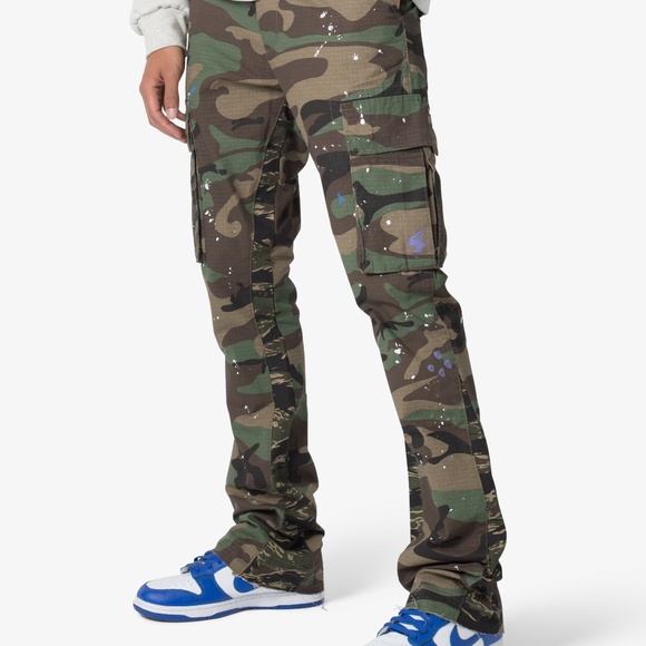 mnml Bootcut Cargo Pants - Camo Camo / 34 - Picture 1 of 5